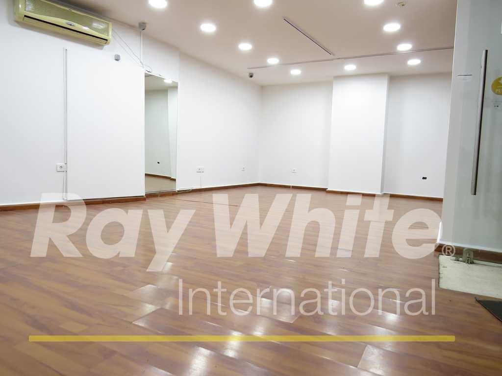 Shop for Rent in Jdeideh, 120 sqm