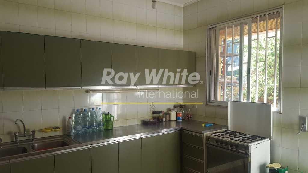 Nice apartment with terrace in Baabdat